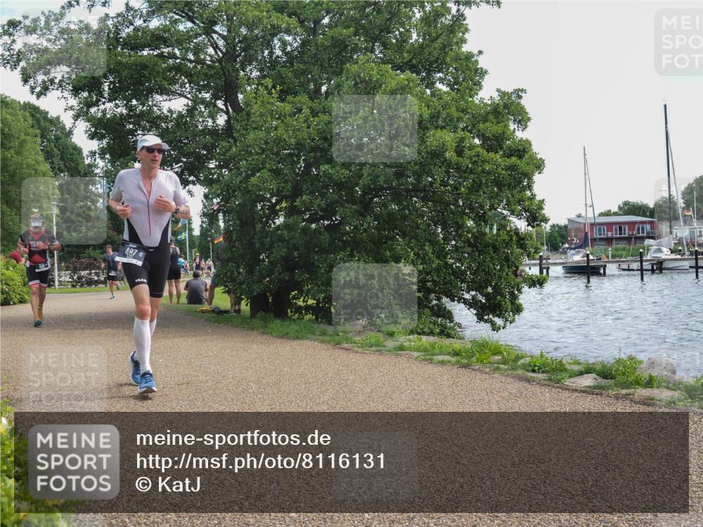 22.06.2025 - Viking Triathlon KatJ http://msf.ph/oto/8116131 22.06.2025 13:25:23 Laufen 208, 487 meine-sportfotos.de