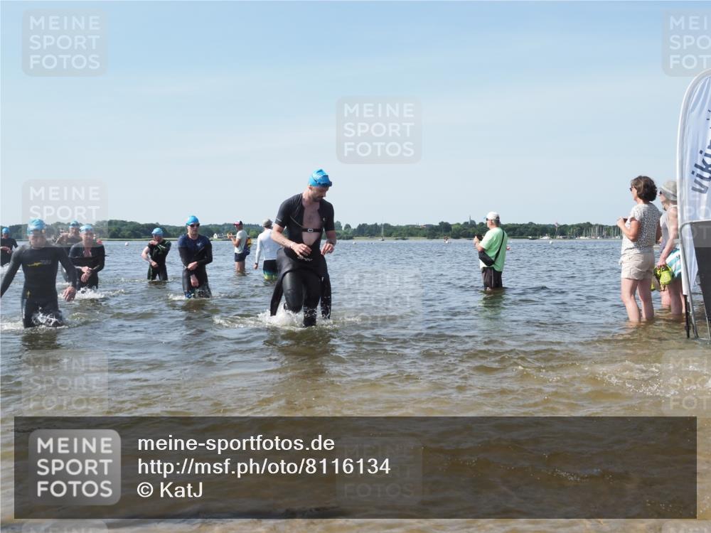 22.06.2025 - Viking Triathlon KatJ http://msf.ph/oto/8116134 22.06.2025 10:43:13 Schwimmen 31, 66, 109, 110, 115, 128, 167, 186, 328, 358, 483, 489 meine-sportfotos.de
