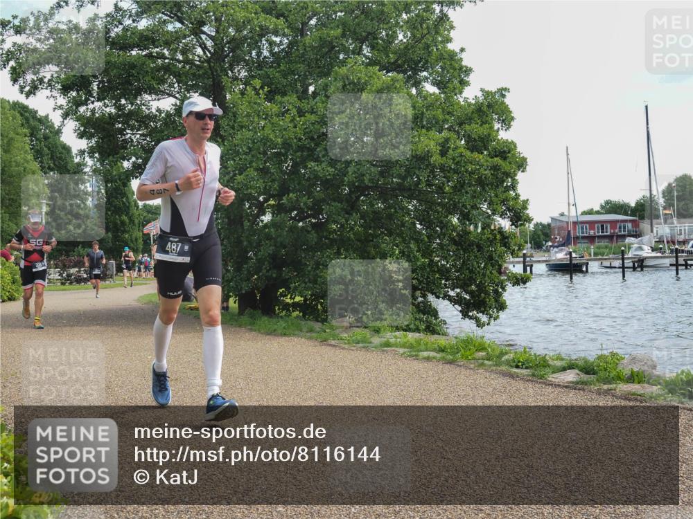 22.06.2025 - Viking Triathlon KatJ http://msf.ph/oto/8116144 22.06.2025 13:25:24 Laufen 208, 487 meine-sportfotos.de