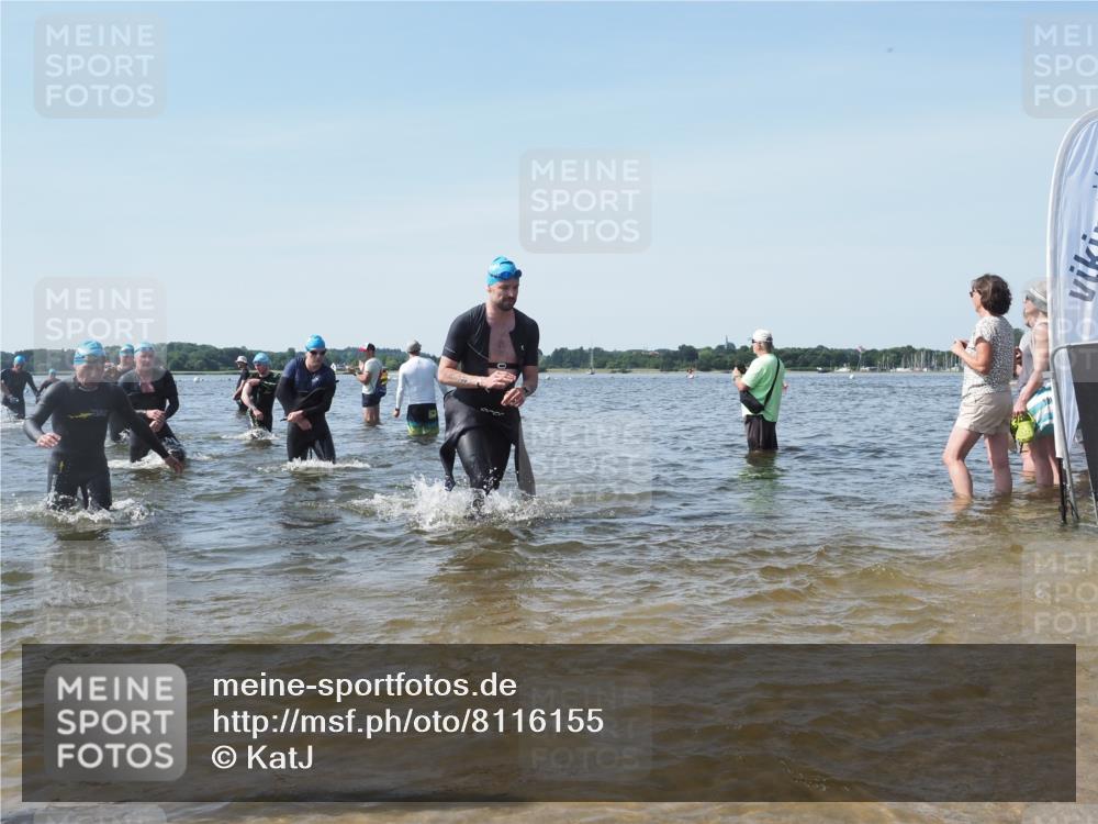 22.06.2025 - Viking Triathlon KatJ http://msf.ph/oto/8116155 22.06.2025 10:43:13 Schwimmen 31, 66, 109, 110, 115, 128, 167, 186, 328, 358, 483, 489 meine-sportfotos.de