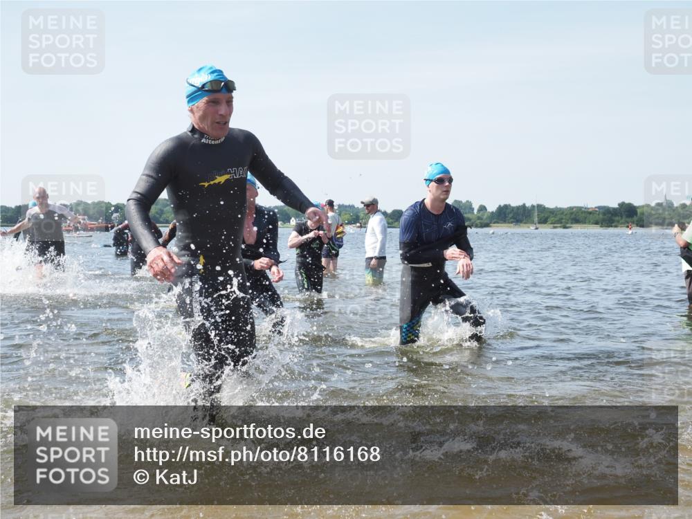 22.06.2025 - Viking Triathlon KatJ http://msf.ph/oto/8116168 22.06.2025 10:43:16 Schwimmen 31, 109, 110, 115, 167, 257, 328, 358, 483, 489 meine-sportfotos.de