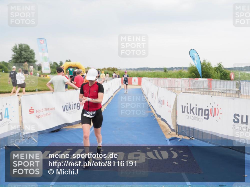 22.06.2025 - Viking Triathlon MichiJ http://msf.ph/oto/8116191 22.06.2025 16:49:56 Ziel 477, 499 meine-sportfotos.de