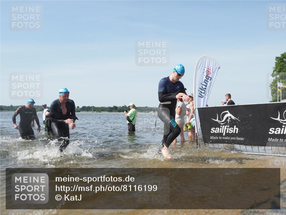 22.06.2025 - Viking Triathlon KatJ http://msf.ph/oto/8116199 22.06.2025 10:43:18 Schwimmen 31, 109, 110, 115, 167, 257, 328, 358, 483, 489 meine-sportfotos.de