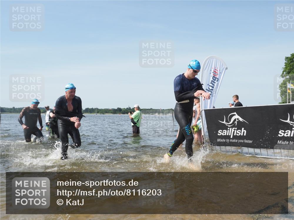 22.06.2025 - Viking Triathlon KatJ http://msf.ph/oto/8116203 22.06.2025 10:43:18 Schwimmen 31, 109, 110, 115, 167, 257, 328, 358, 483, 489 meine-sportfotos.de