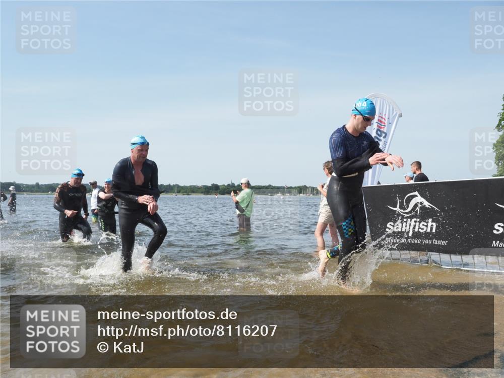 22.06.2025 - Viking Triathlon KatJ http://msf.ph/oto/8116207 22.06.2025 10:43:18 Schwimmen 31, 109, 110, 115, 167, 257, 328, 358, 483, 489 meine-sportfotos.de
