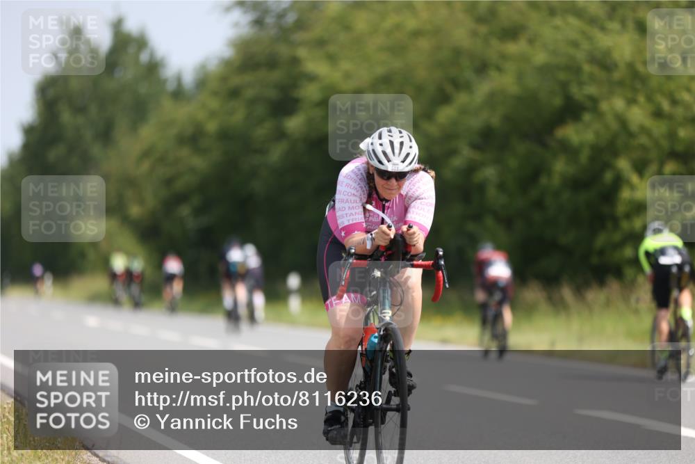 22.06.2025 - Viking Triathlon Yannick Fuchs http://msf.ph/oto/8116236 22.06.2025 11:40:53 Radfahren 39, 40, 158, 209, 316, 428, 503, 507, 536, 557 meine-sportfotos.de