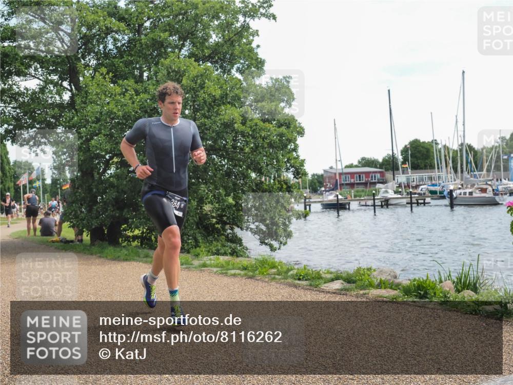 22.06.2025 - Viking Triathlon KatJ http://msf.ph/oto/8116262 22.06.2025 13:25:30 Laufen 200, 384 meine-sportfotos.de