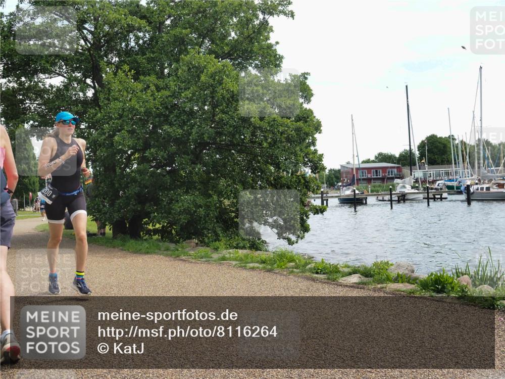 22.06.2025 - Viking Triathlon KatJ http://msf.ph/oto/8116264 22.06.2025 13:25:33 Laufen 200, 384 meine-sportfotos.de