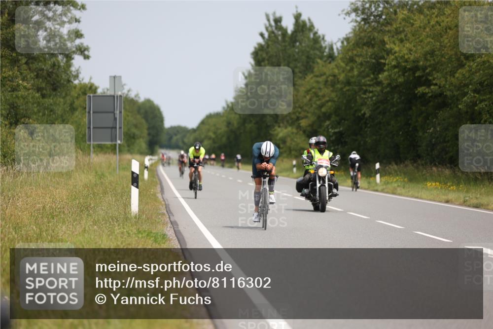 22.06.2025 - Viking Triathlon Yannick Fuchs http://msf.ph/oto/8116302 22.06.2025 12:19:31 Radfahren 81, 148, 196, 457, 462, 620 meine-sportfotos.de