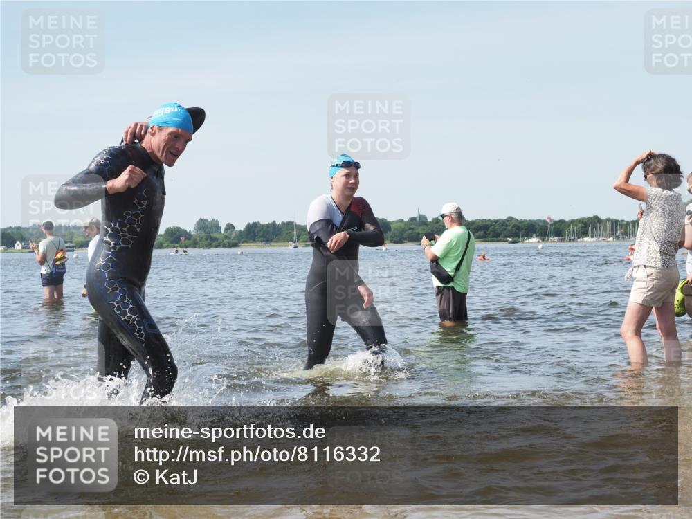 22.06.2025 - Viking Triathlon KatJ http://msf.ph/oto/8116332 22.06.2025 10:43:25 Schwimmen 31, 115, 257, 483, 501, 620 meine-sportfotos.de