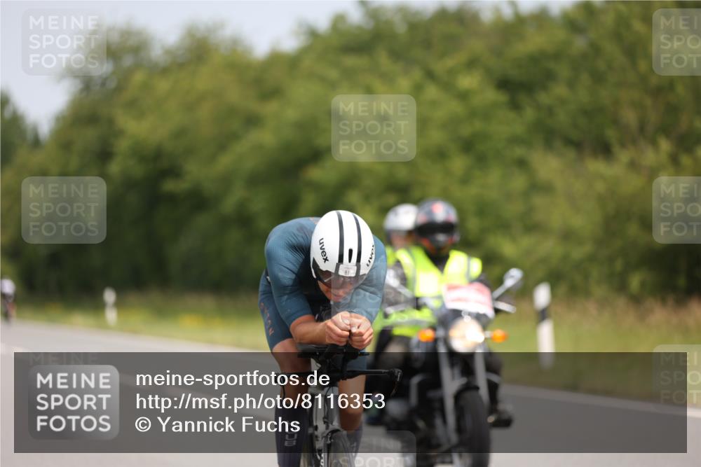 22.06.2025 - Viking Triathlon Yannick Fuchs http://msf.ph/oto/8116353 22.06.2025 12:19:33 Radfahren 81, 148, 196, 309, 457, 462, 620 meine-sportfotos.de