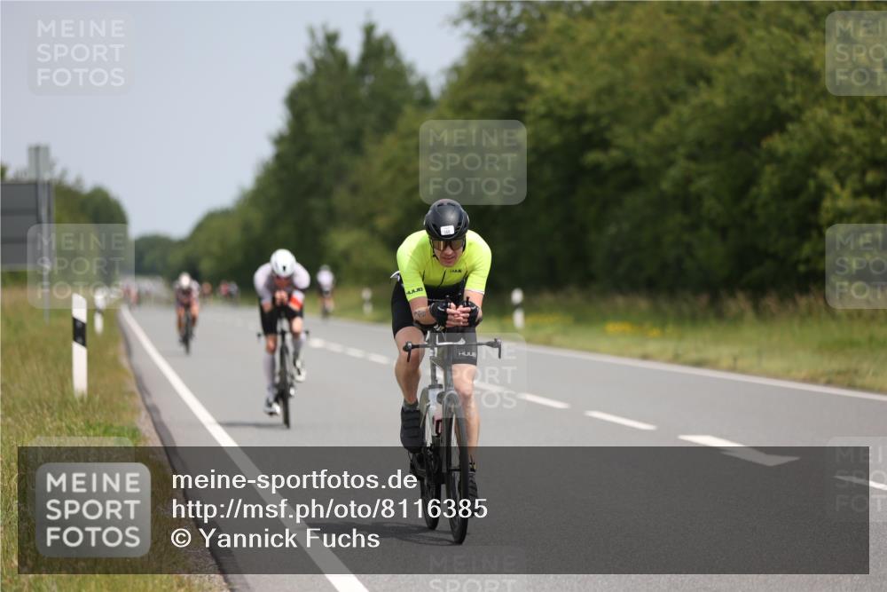 22.06.2025 - Viking Triathlon Yannick Fuchs http://msf.ph/oto/8116385 22.06.2025 12:19:36 Radfahren 81, 148, 196, 309, 457, 462, 620 meine-sportfotos.de