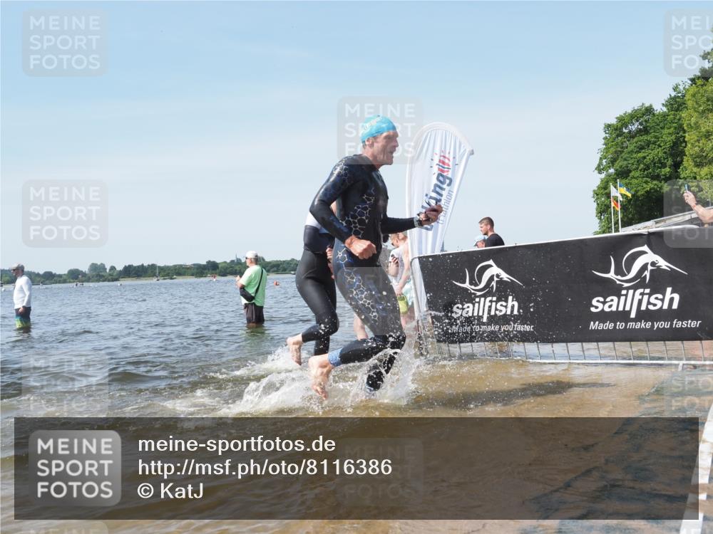 22.06.2025 - Viking Triathlon KatJ http://msf.ph/oto/8116386 22.06.2025 10:43:26 Schwimmen 115, 257, 483, 501, 620 meine-sportfotos.de