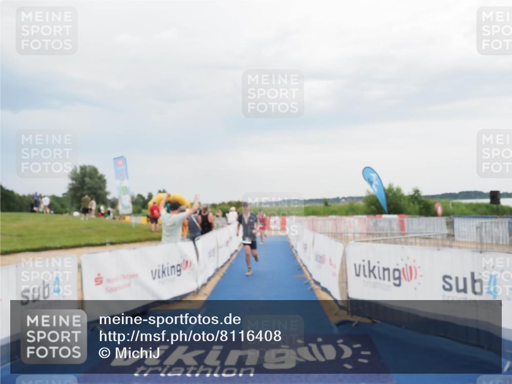 22.06.2025 - Viking Triathlon MichiJ http://msf.ph/oto/8116408 22.06.2025 16:50:53 Ziel 213, 353 meine-sportfotos.de