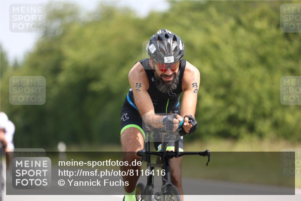 22.06.2025 - Viking Triathlon Yannick Fuchs http://msf.ph/oto/8116416 22.06.2025 11:41:10 Radfahren 84, 100, 101, 430, 517, 532 meine-sportfotos.de