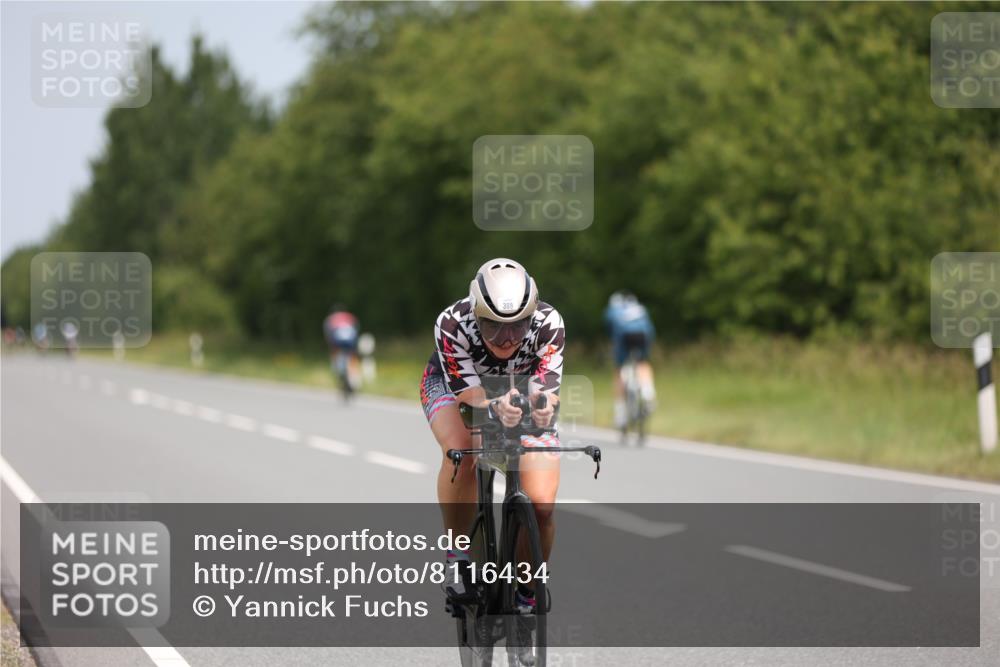 22.06.2025 - Viking Triathlon Yannick Fuchs http://msf.ph/oto/8116434 22.06.2025 12:19:42 Radfahren 309, 319, 462 meine-sportfotos.de