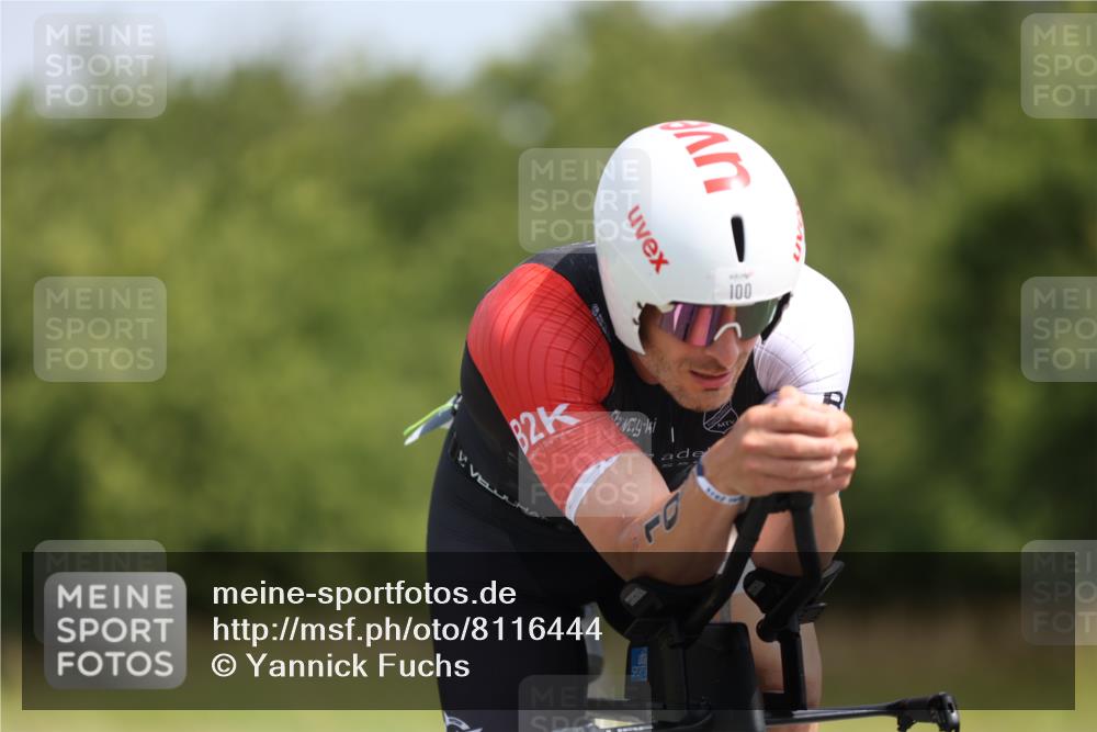 22.06.2025 - Viking Triathlon Yannick Fuchs http://msf.ph/oto/8116444 22.06.2025 11:41:12 Radfahren 42, 84, 100, 101, 351, 382, 430, 517, 532 meine-sportfotos.de