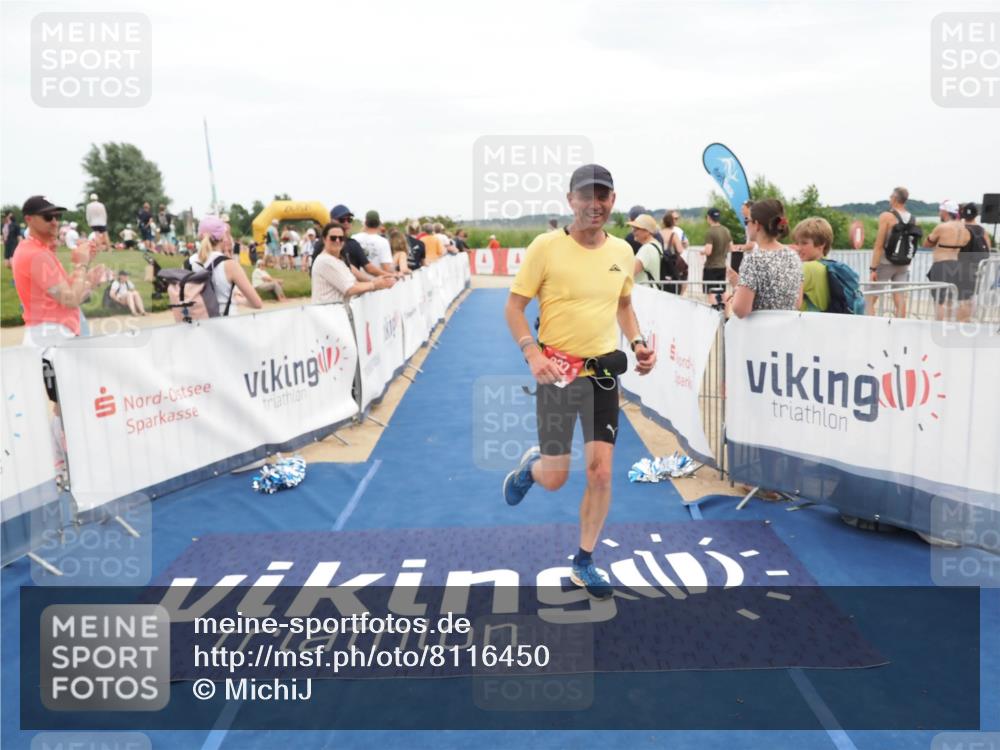 22.06.2025 - Viking Triathlon MichiJ http://msf.ph/oto/8116450 22.06.2025 15:06:38 Ziel  meine-sportfotos.de