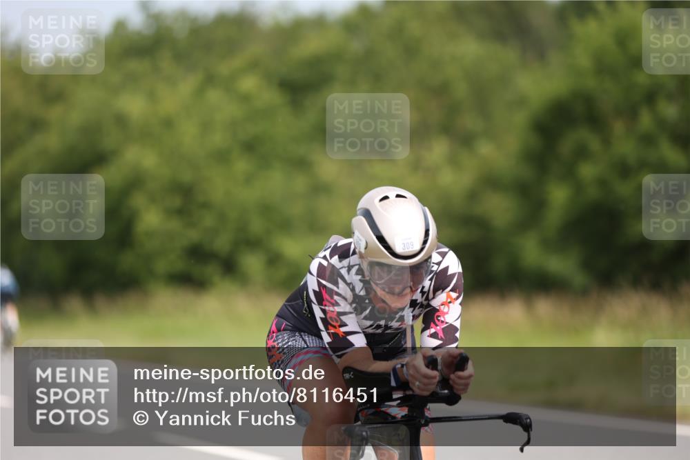 22.06.2025 - Viking Triathlon Yannick Fuchs http://msf.ph/oto/8116451 22.06.2025 12:19:43 Radfahren 309, 319, 498 meine-sportfotos.de