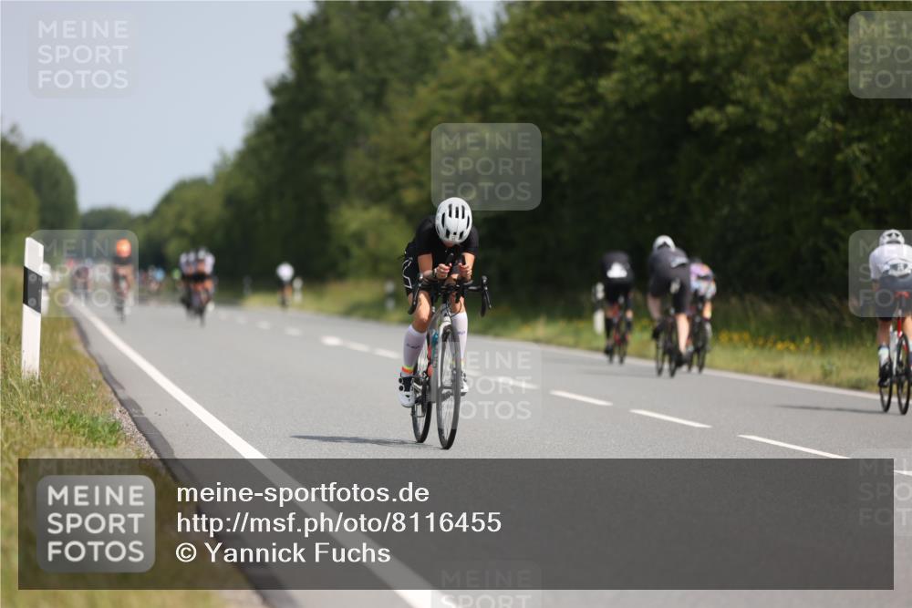 22.06.2025 - Viking Triathlon Yannick Fuchs http://msf.ph/oto/8116455 22.06.2025 11:41:26 Radfahren 1, 47, 60, 70, 80, 233, 303, 351, 382, 387, 452, 455, 620 meine-sportfotos.de