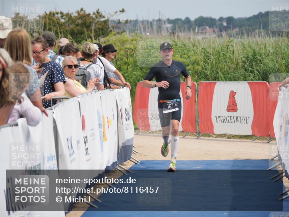 22.06.2025 - Viking Triathlon MichiJ http://msf.ph/oto/8116457 22.06.2025 14:56:13 Ziel 167 meine-sportfotos.de