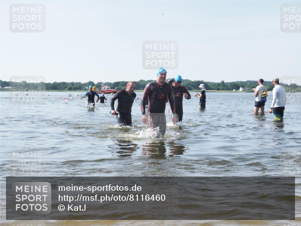 22.06.2025 - Viking Triathlon KatJ http://msf.ph/oto/8116460 22.06.2025 10:43:31 Schwimmen 257, 410, 480, 501, 620 meine-sportfotos.de