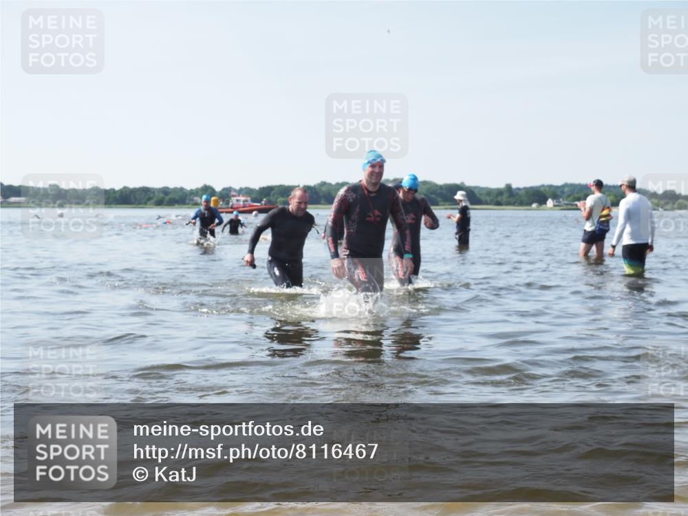 22.06.2025 - Viking Triathlon KatJ http://msf.ph/oto/8116467 22.06.2025 10:43:31 Schwimmen 257, 410, 480, 501, 620 meine-sportfotos.de