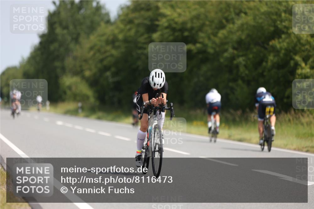 22.06.2025 - Viking Triathlon Yannick Fuchs http://msf.ph/oto/8116473 22.06.2025 11:41:27 Radfahren 1, 47, 60, 70, 80, 233, 303, 387, 452, 455, 620 meine-sportfotos.de
