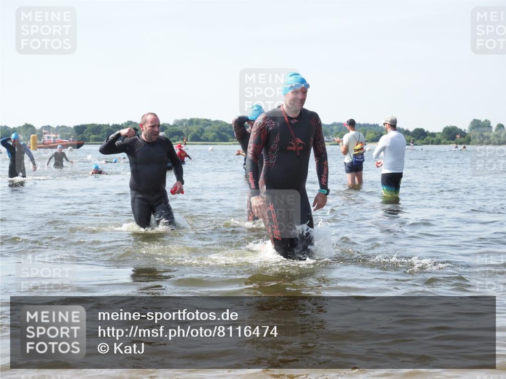 22.06.2025 - Viking Triathlon KatJ http://msf.ph/oto/8116474 22.06.2025 10:43:33 Schwimmen 257, 410, 480, 501, 620 meine-sportfotos.de