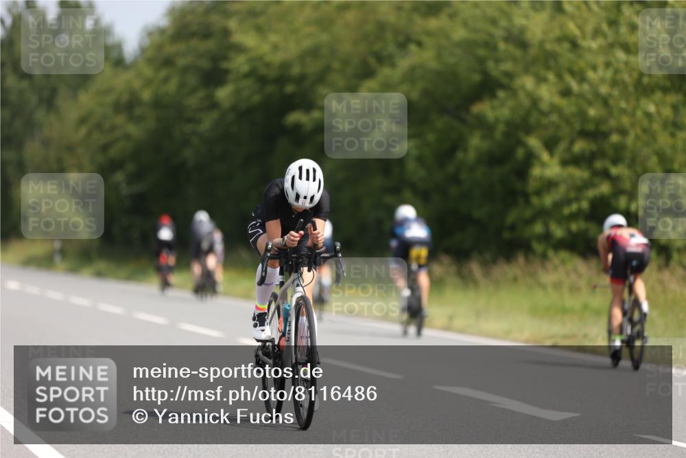 22.06.2025 - Viking Triathlon Yannick Fuchs http://msf.ph/oto/8116486 22.06.2025 11:41:27 Radfahren 1, 47, 60, 70, 80, 233, 303, 387, 452, 455, 620 meine-sportfotos.de