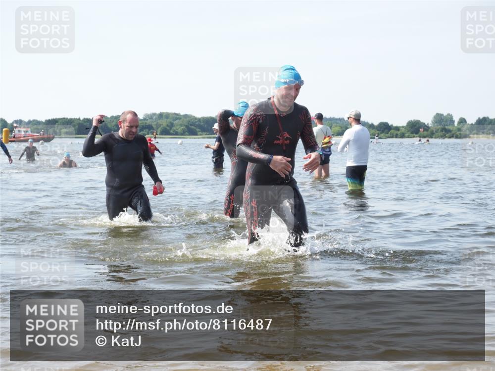 22.06.2025 - Viking Triathlon KatJ http://msf.ph/oto/8116487 22.06.2025 10:43:33 Schwimmen 257, 410, 480, 501, 620 meine-sportfotos.de