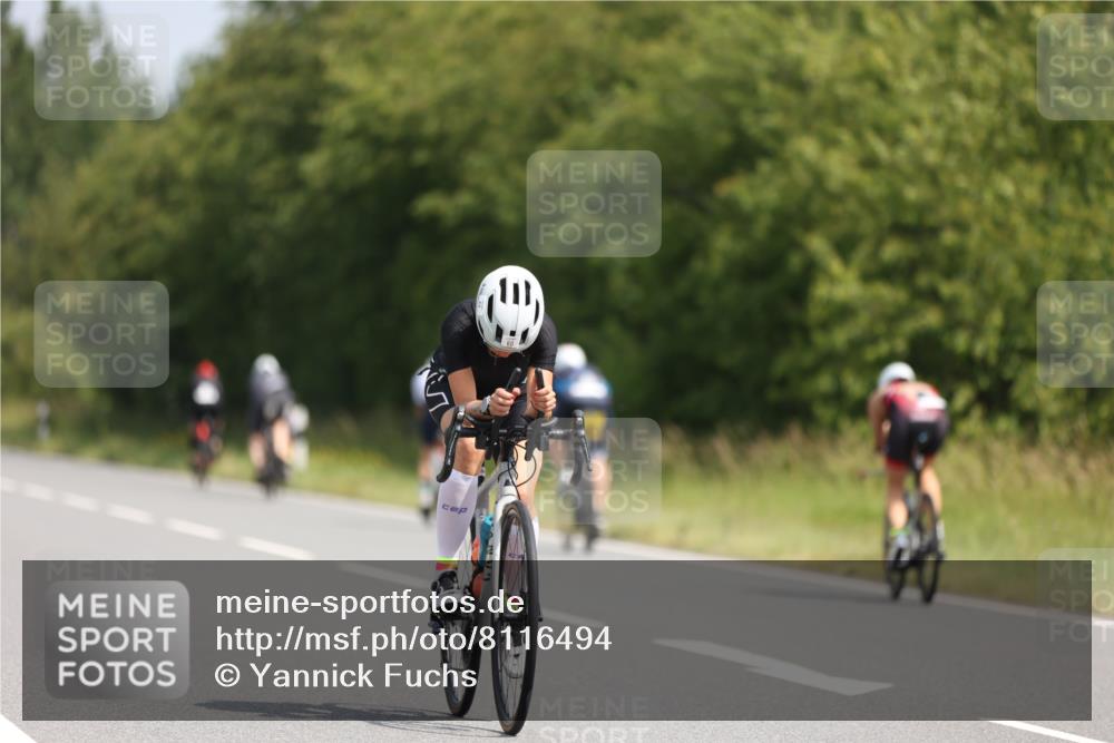 22.06.2025 - Viking Triathlon Yannick Fuchs http://msf.ph/oto/8116494 22.06.2025 11:41:28 Radfahren 1, 47, 60, 70, 80, 233, 285, 303, 304, 387, 452, 455, 620 meine-sportfotos.de