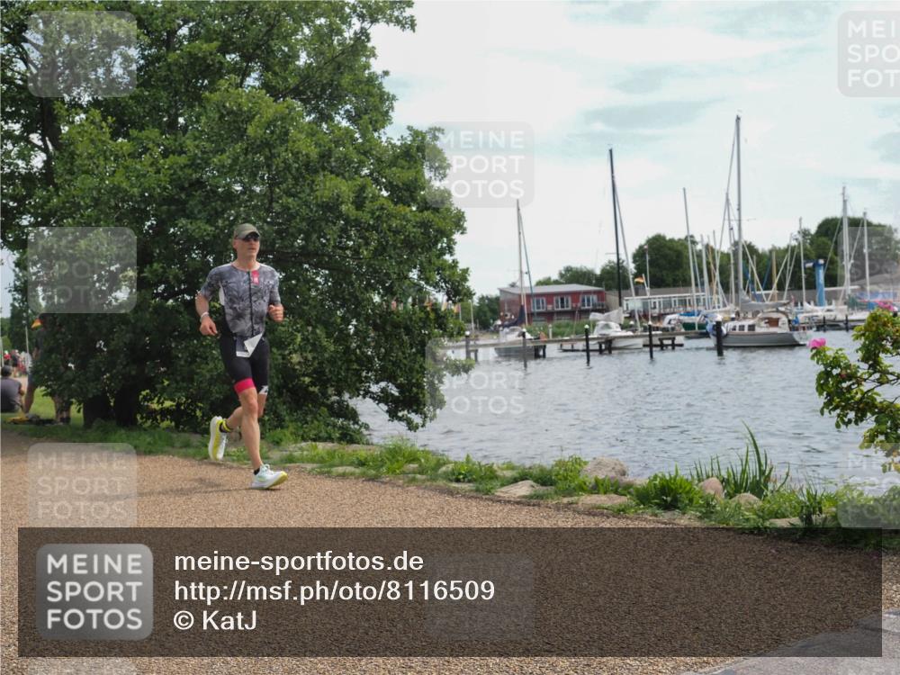 22.06.2025 - Viking Triathlon KatJ http://msf.ph/oto/8116509 22.06.2025 13:25:49 Laufen 91, 500, 609 meine-sportfotos.de