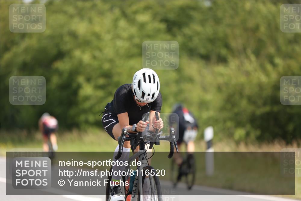 22.06.2025 - Viking Triathlon Yannick Fuchs http://msf.ph/oto/8116520 22.06.2025 11:41:28 Radfahren 1, 47, 60, 70, 80, 233, 285, 303, 304, 387, 452, 455, 620 meine-sportfotos.de