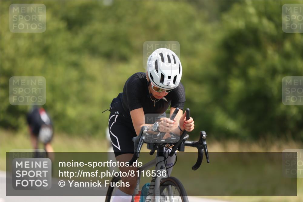 22.06.2025 - Viking Triathlon Yannick Fuchs http://msf.ph/oto/8116536 22.06.2025 11:41:29 Radfahren 1, 47, 60, 70, 233, 285, 303, 304, 387, 452, 455, 620 meine-sportfotos.de