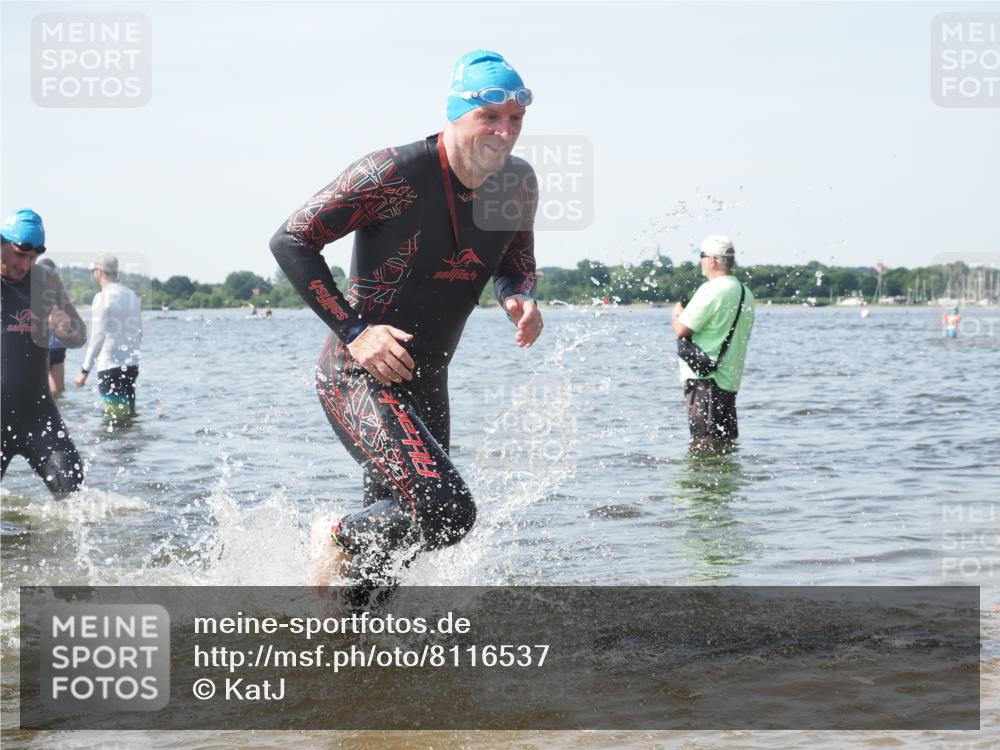 22.06.2025 - Viking Triathlon KatJ http://msf.ph/oto/8116537 22.06.2025 10:43:34 Schwimmen 257, 410, 480, 501, 531, 620 meine-sportfotos.de