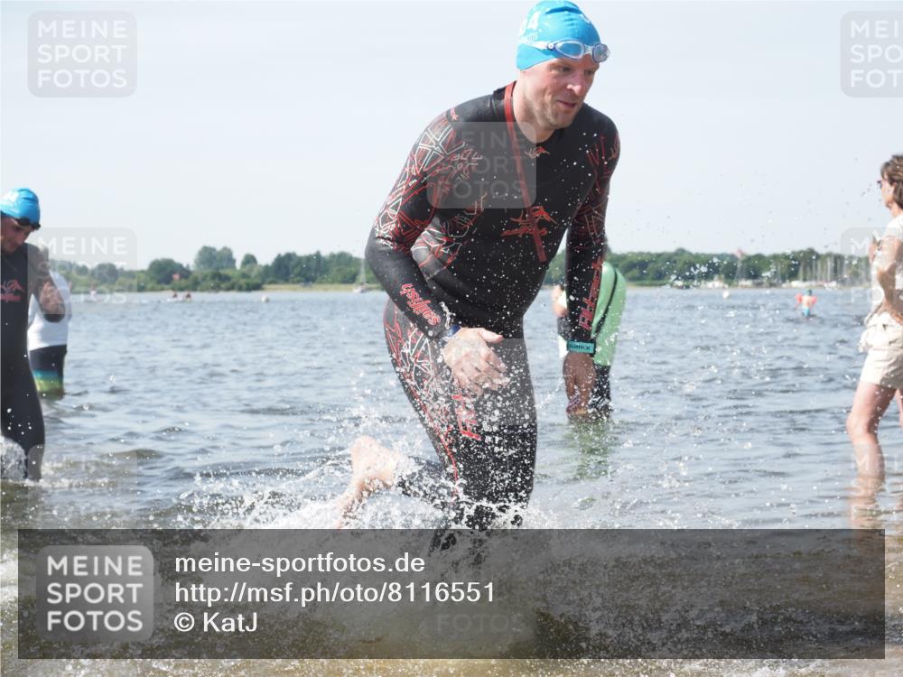 22.06.2025 - Viking Triathlon KatJ http://msf.ph/oto/8116551 22.06.2025 10:43:34 Schwimmen 257, 410, 480, 501, 531, 620 meine-sportfotos.de
