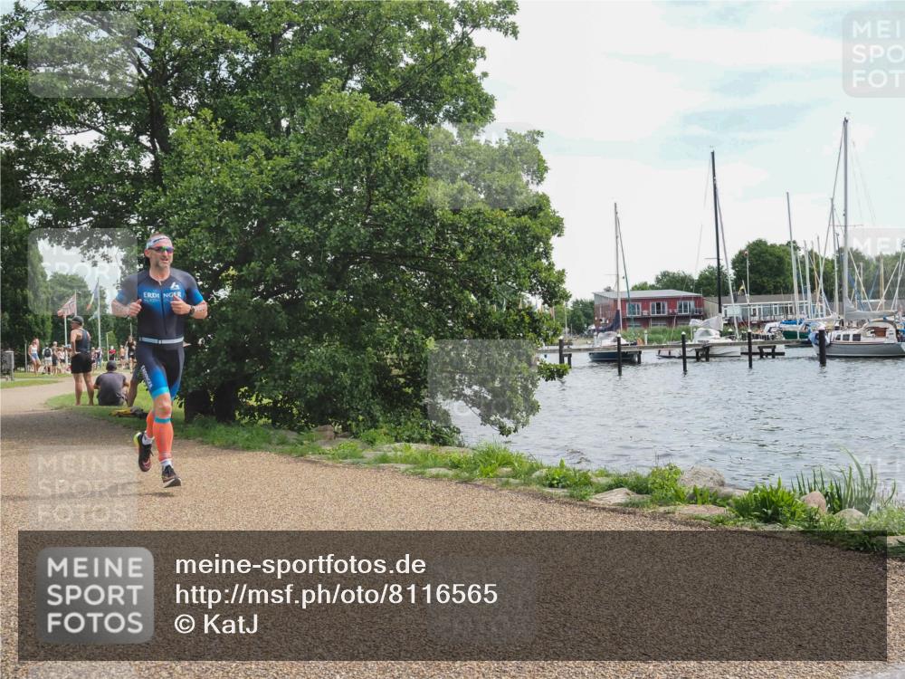 22.06.2025 - Viking Triathlon KatJ http://msf.ph/oto/8116565 22.06.2025 13:25:58 Laufen 394 meine-sportfotos.de