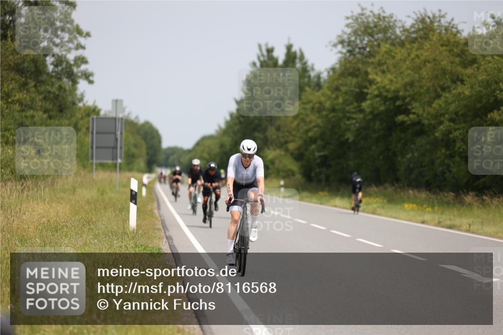 22.06.2025 - Viking Triathlon Yannick Fuchs http://msf.ph/oto/8116568 22.06.2025 12:20:13 Radfahren 83, 115, 238, 356, 438, 479, 611 meine-sportfotos.de