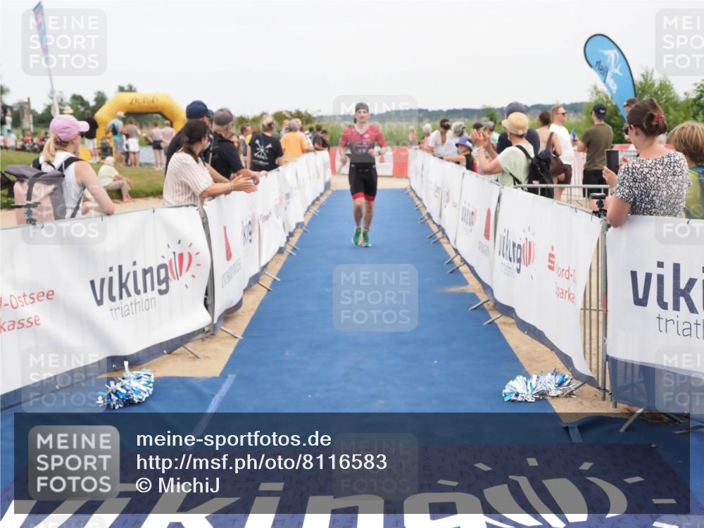 22.06.2025 - Viking Triathlon MichiJ http://msf.ph/oto/8116583 22.06.2025 15:06:57 Ziel 429 meine-sportfotos.de