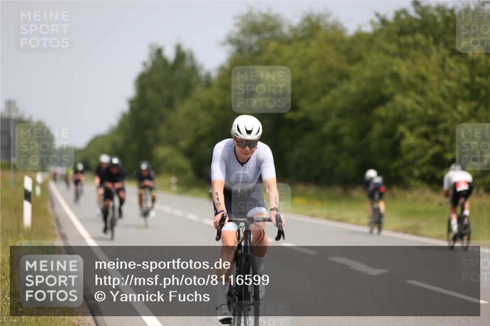 22.06.2025 - Viking Triathlon Yannick Fuchs http://msf.ph/oto/8116599 22.06.2025 12:20:15 Radfahren 83, 115, 238, 356, 479 meine-sportfotos.de
