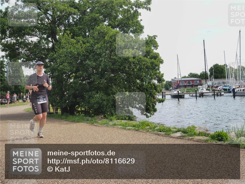 22.06.2025 - Viking Triathlon KatJ http://msf.ph/oto/8116629 22.06.2025 13:26:03 Laufen 332 meine-sportfotos.de