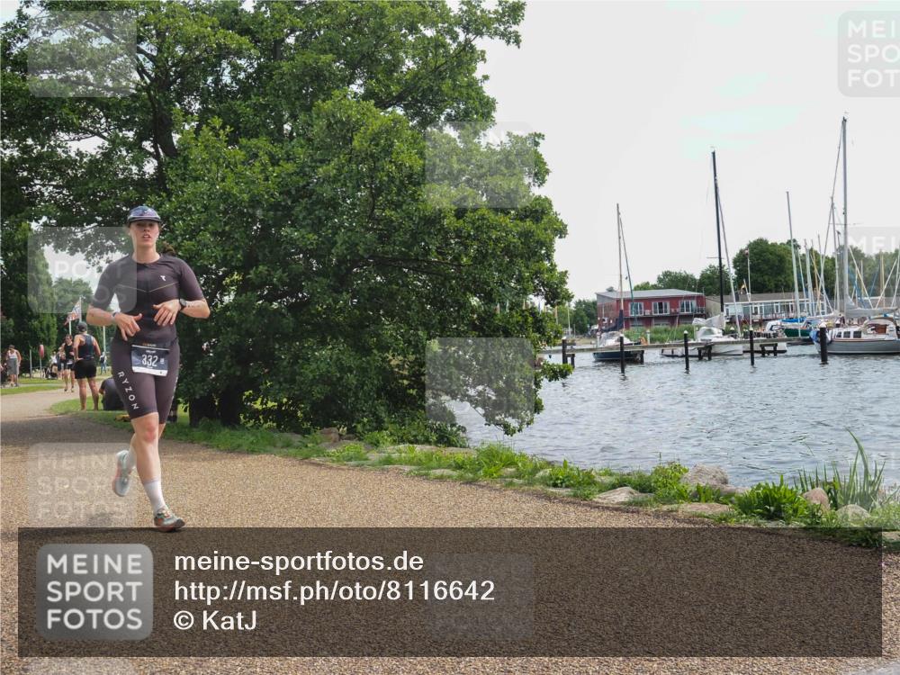 22.06.2025 - Viking Triathlon KatJ http://msf.ph/oto/8116642 22.06.2025 13:26:03 Laufen 332 meine-sportfotos.de