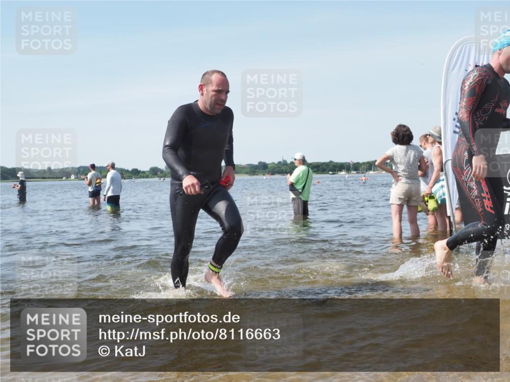 22.06.2025 - Viking Triathlon KatJ http://msf.ph/oto/8116663 22.06.2025 10:43:38 Schwimmen 410, 480, 501, 531, 620 meine-sportfotos.de