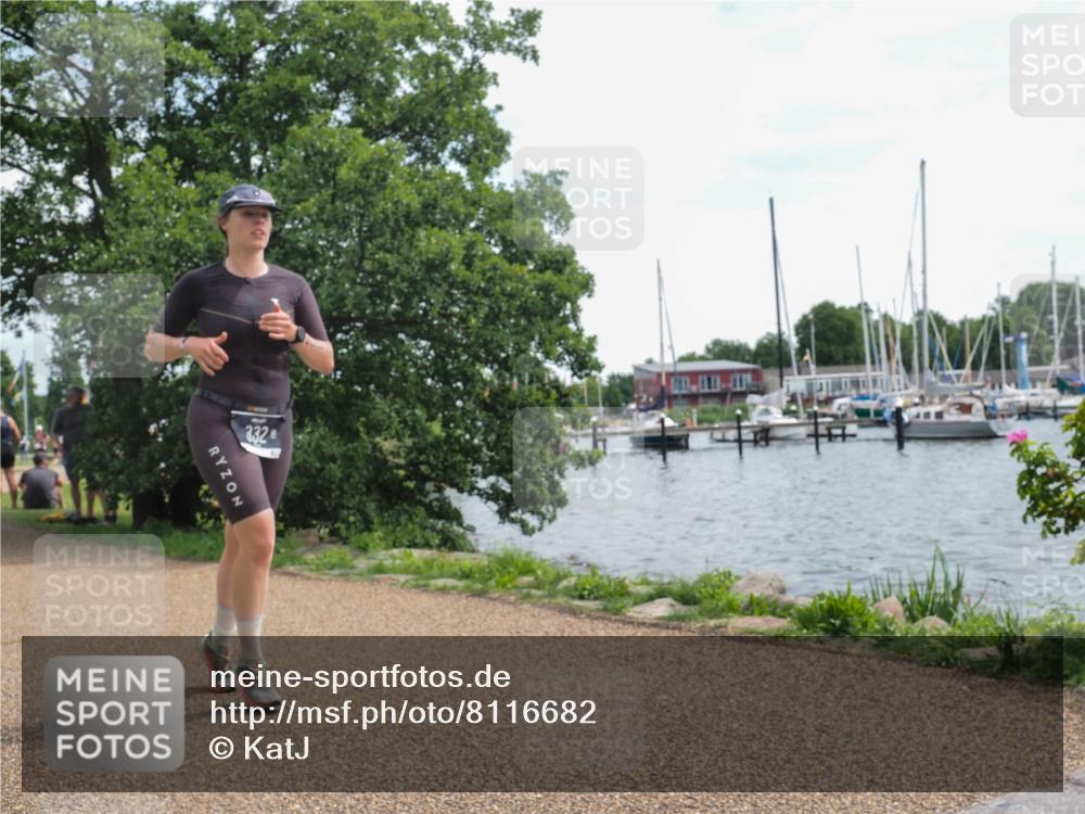 22.06.2025 - Viking Triathlon KatJ http://msf.ph/oto/8116682 22.06.2025 13:26:04 Laufen 332 meine-sportfotos.de