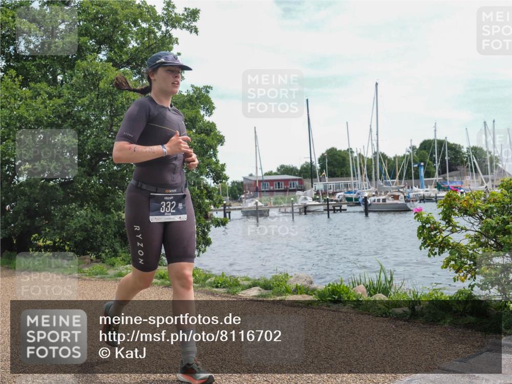 22.06.2025 - Viking Triathlon KatJ http://msf.ph/oto/8116702 22.06.2025 13:26:04 Laufen 332 meine-sportfotos.de