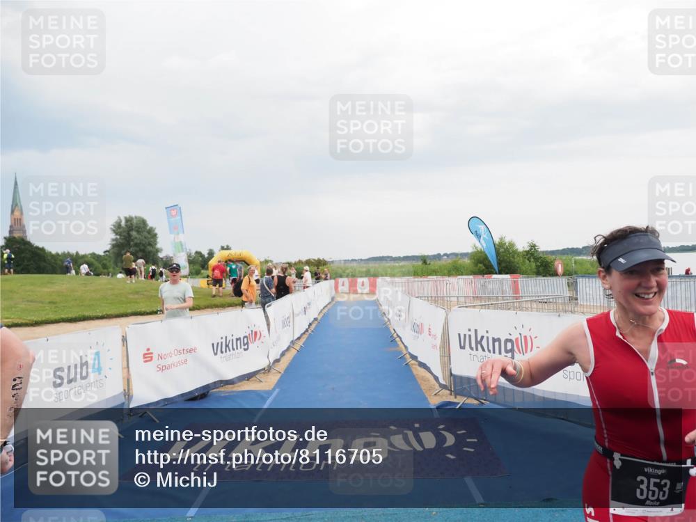 22.06.2025 - Viking Triathlon MichiJ http://msf.ph/oto/8116705 22.06.2025 16:50:58 Ziel 213, 353 meine-sportfotos.de