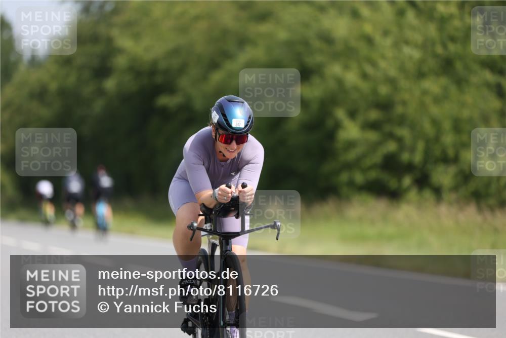 22.06.2025 - Viking Triathlon Yannick Fuchs http://msf.ph/oto/8116726 22.06.2025 11:41:45 Radfahren 232, 300, 317, 323, 385, 412 meine-sportfotos.de