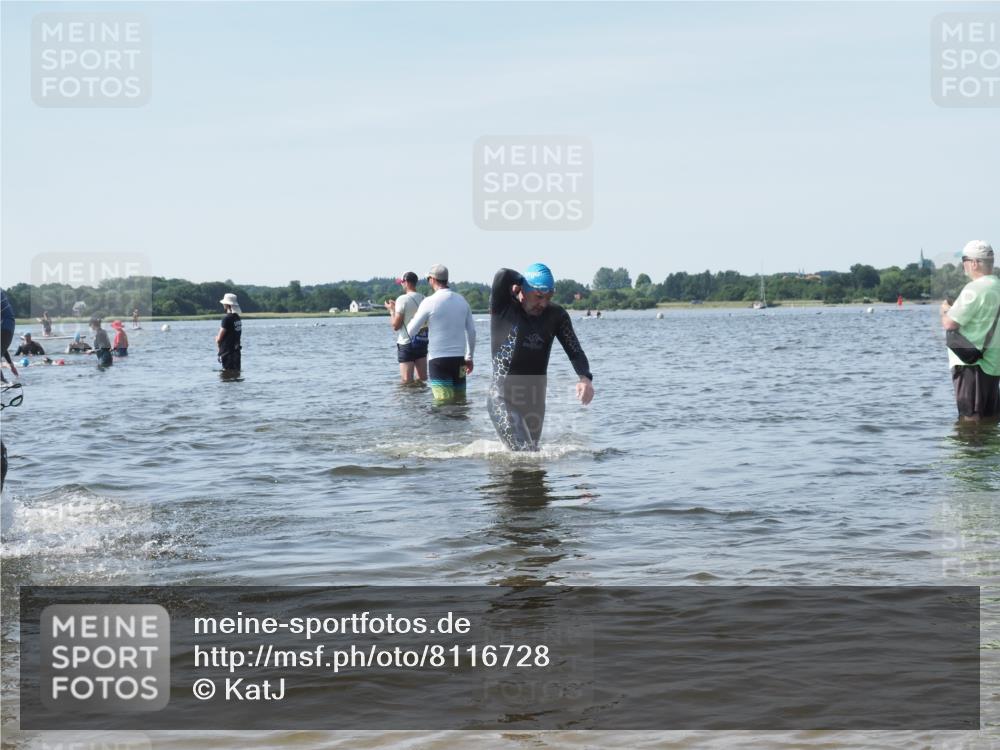 22.06.2025 - Viking Triathlon KatJ http://msf.ph/oto/8116728 22.06.2025 10:43:46 Schwimmen 362, 410, 480, 531 meine-sportfotos.de