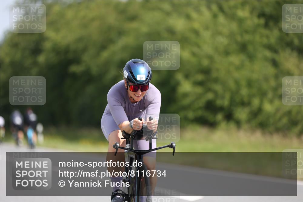 22.06.2025 - Viking Triathlon Yannick Fuchs http://msf.ph/oto/8116734 22.06.2025 11:41:46 Radfahren 232, 300, 317, 323, 385, 412 meine-sportfotos.de